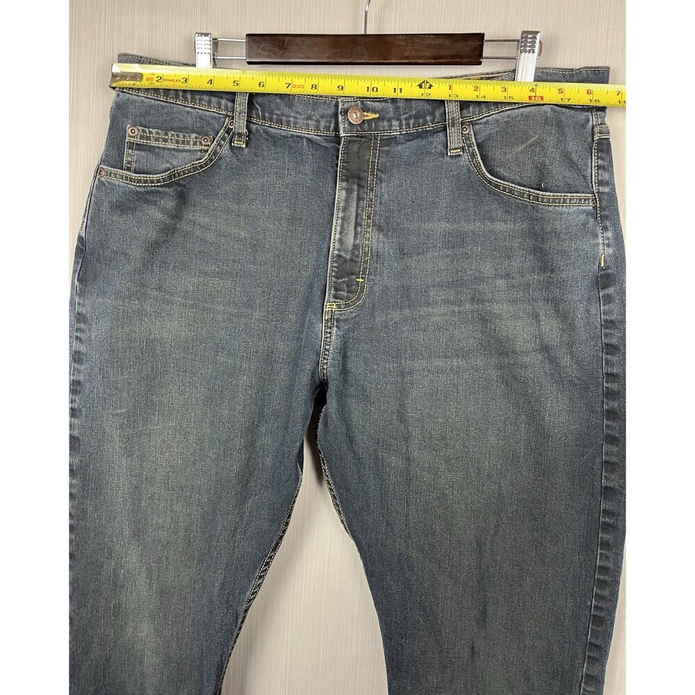 Wrangler Authentics Mens 38x30 Dark Wash Jeans Stretch Denim Workwear - Picture 9 of 13